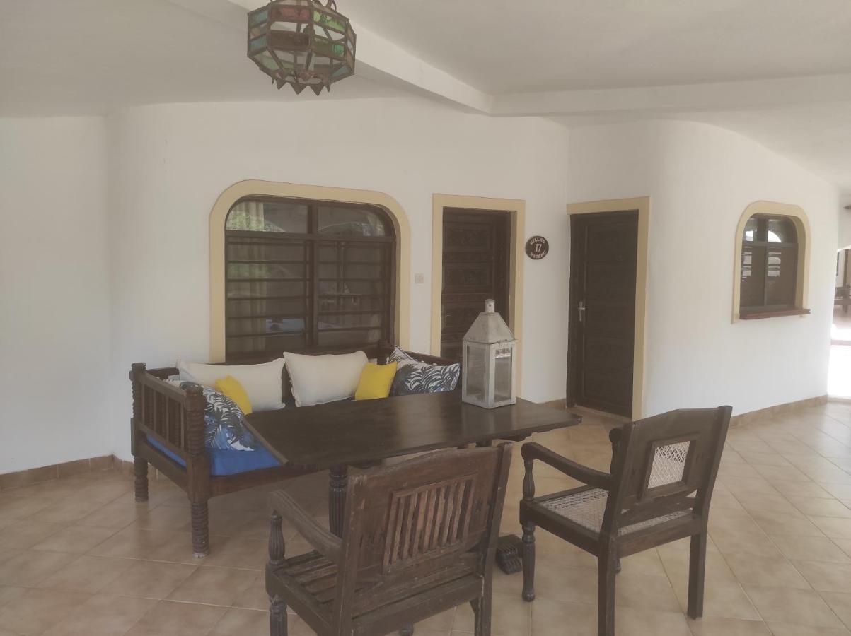 2Livu Villas Watamu Exteriör bild