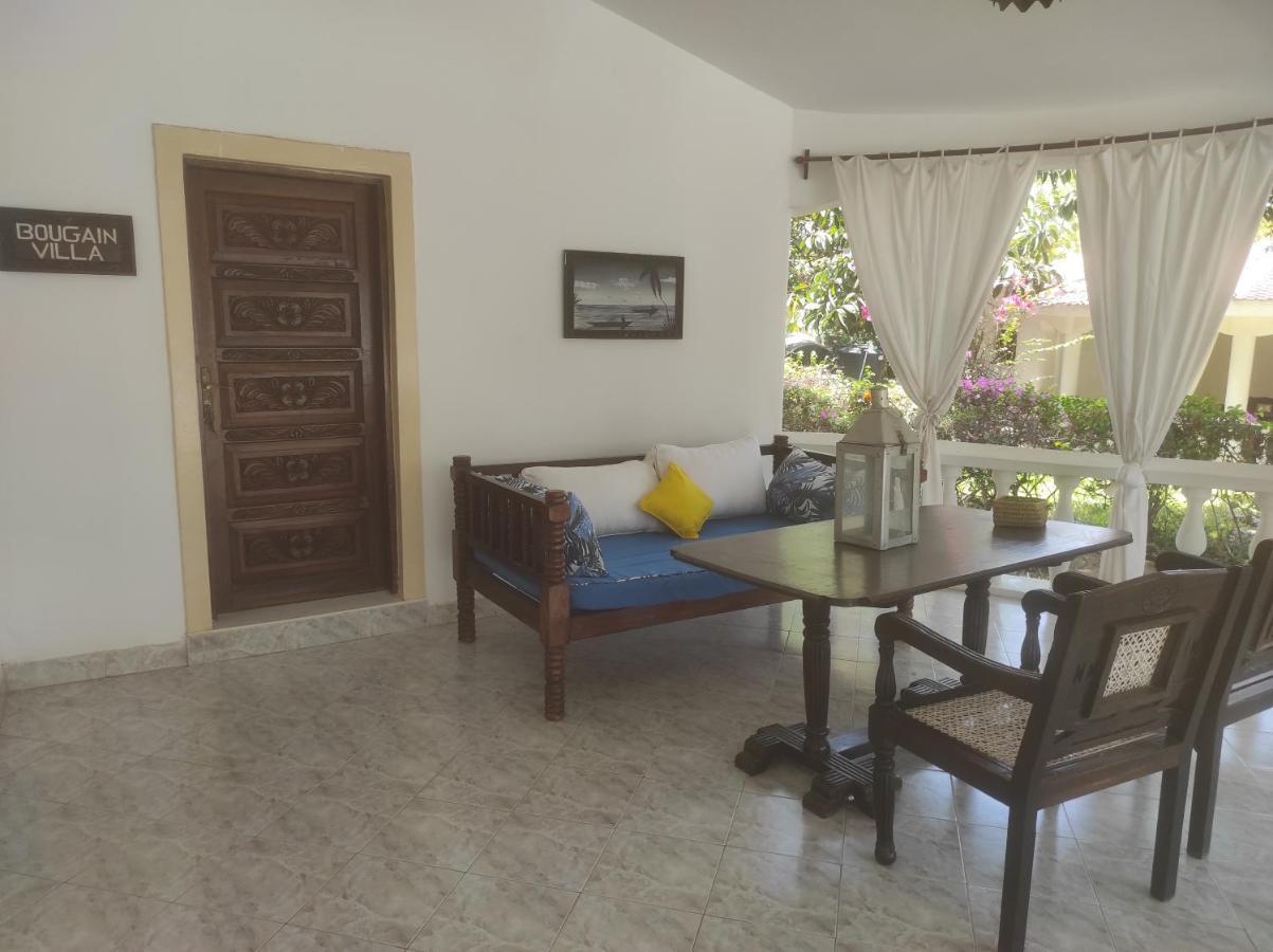 2Livu Villas Watamu Exteriör bild