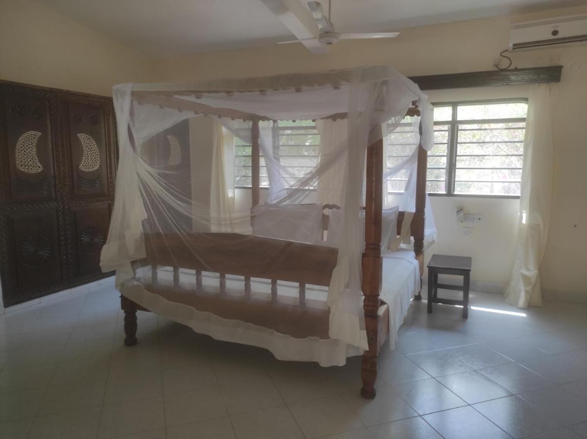 2Livu Villas Watamu Exteriör bild