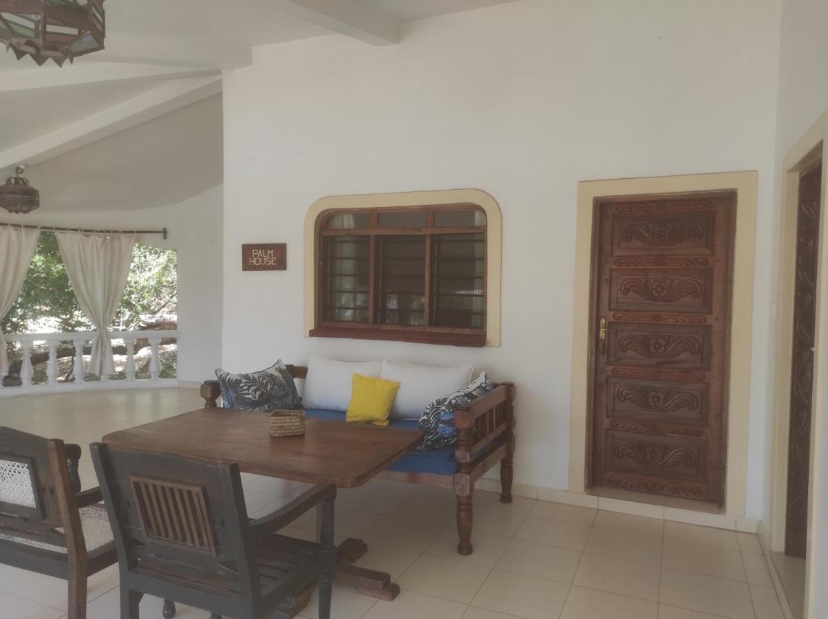 2Livu Villas Watamu Exteriör bild