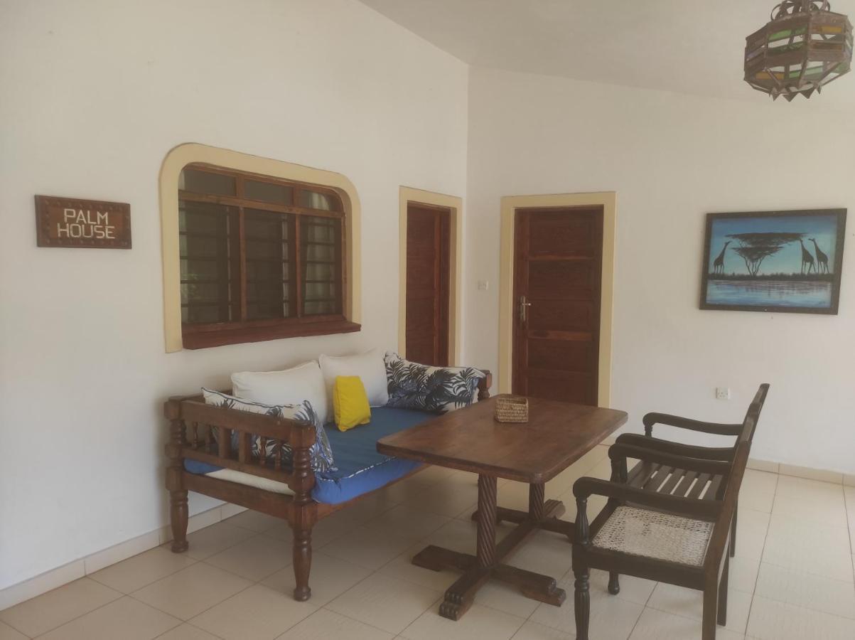 2Livu Villas Watamu Exteriör bild