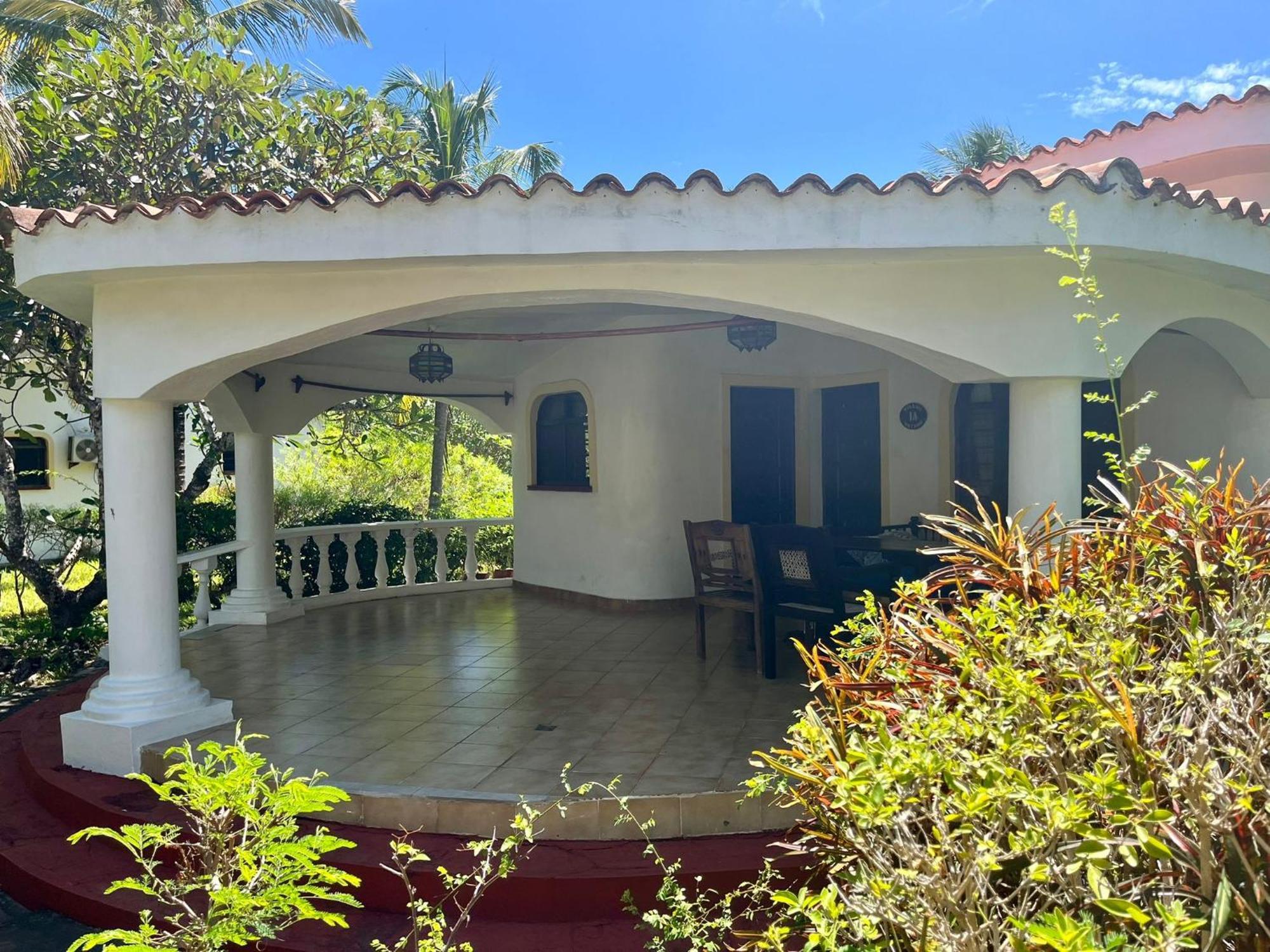 2Livu Villas Watamu Exteriör bild