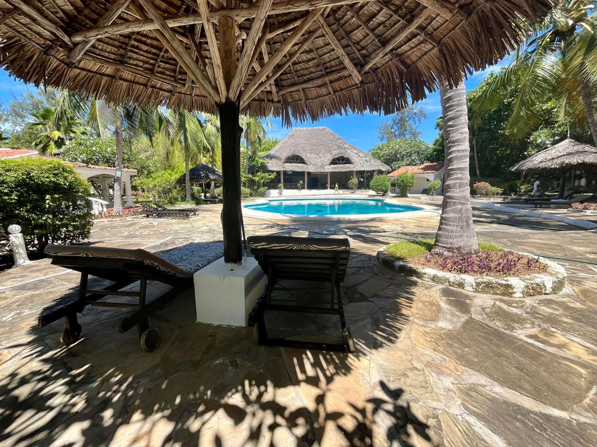 2Livu Villas Watamu Exteriör bild